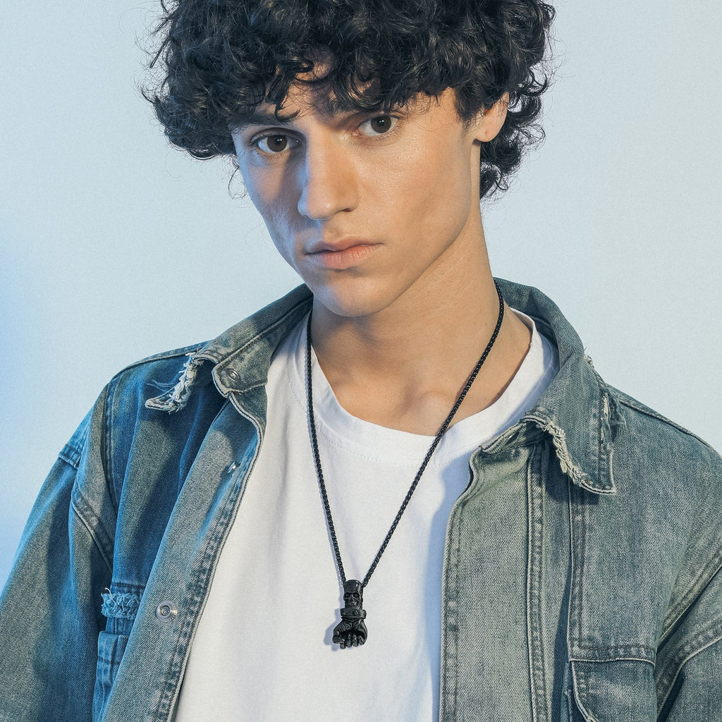 Flash Sale Punk Skull Fist Pendant Necklace for Men