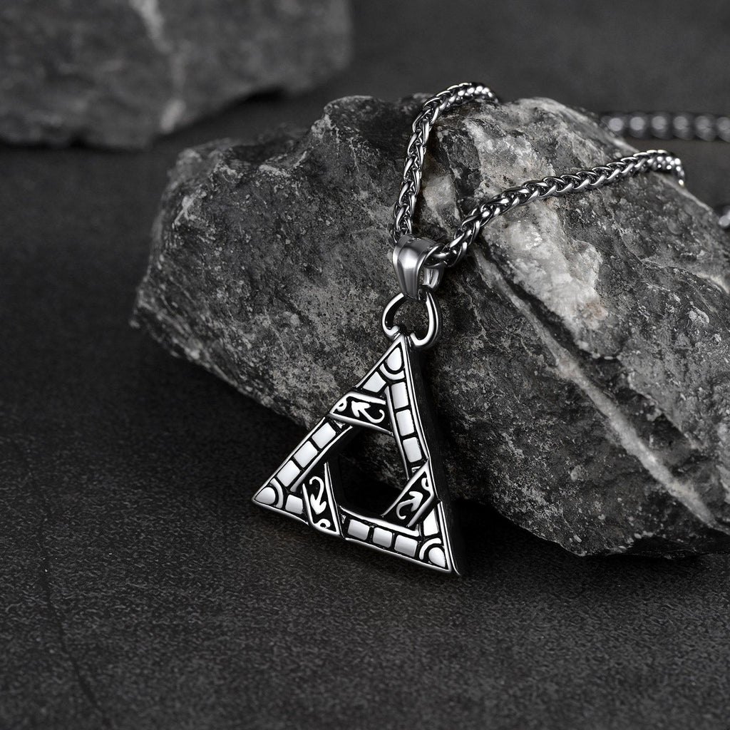 Flash Sale Gothic Triangle Necklace Pendant Necklace for Man